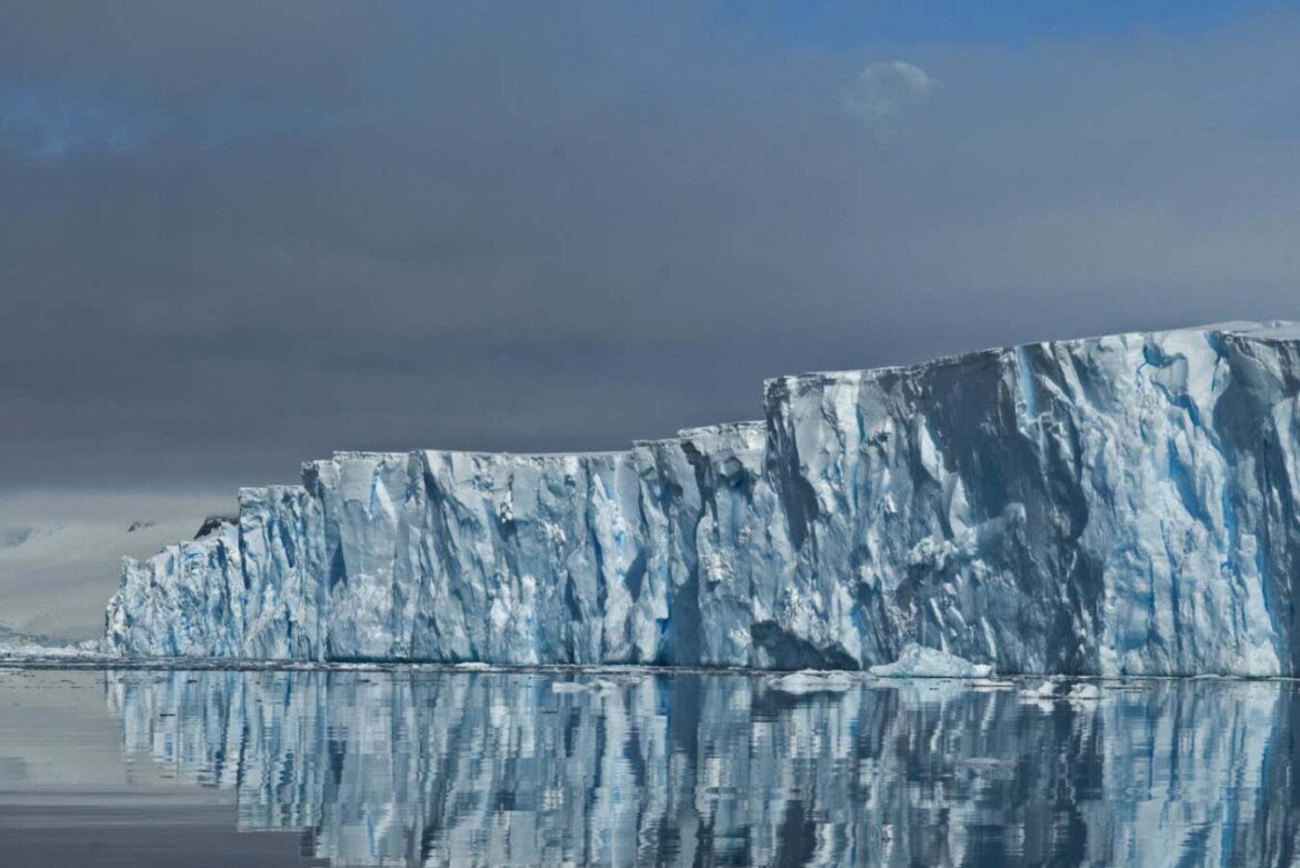 Antarctica's Apocalypse-Presenting Glacier Headed for Catastrophic Collapse


